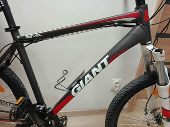 Horský bicykel GIANT 26" - 6