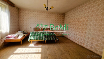 Rodinný dom v obci Vlachovo - Cena dohodou - NA PREDAJ - 6