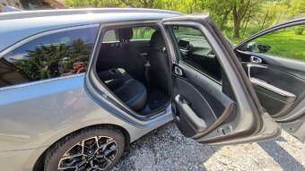 KIA CEED SW 1,5 T-GDI GT-LINE - 6
