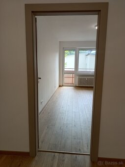 Zlacnené - Nová rekonštrukcia 3i bytu Brezová pod Bradlom - 6