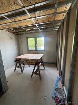 Výrobná hala so zázemím 288/144m² sklad - kancelárie - 6