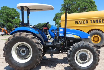 2013 New Holland TD5040 4WD - 6