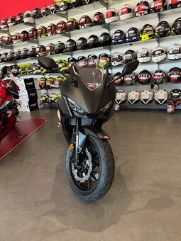 Honda CBR 500R - 6