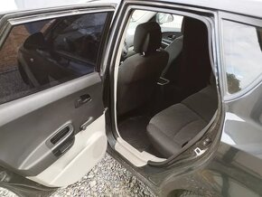 Kia Ceed 1,4 benzin na diely. - 6