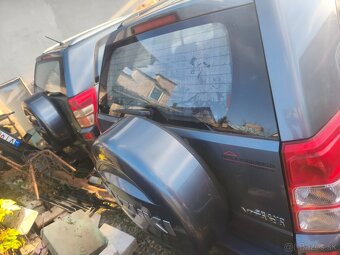 Suzuki Grand Vitara 2 - 6