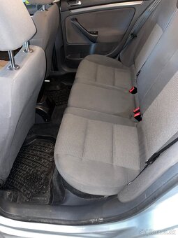 Volkswagen golf V - 6