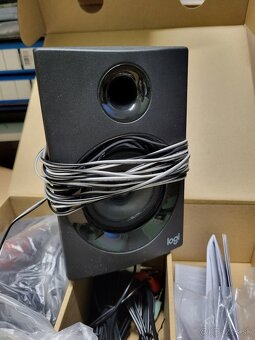 Logitech Z607 - 6