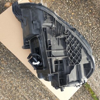 Mercedes CLA Svetlomet - 6