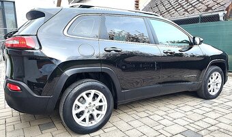 Jeep Cherokee 2.2 TD Longitude ADI AWD - 6