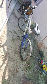Dobrý deň mam bicykel horski na predať a môžme vimenit a tel - 6
