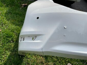 Predám zadný nárazník na Toyota Corolla 2017 (E17) - 6