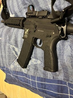 Delta Armory airsoft zbraň M4 CQB-R Charlie Čierna - 6