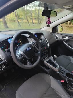 FORD FOCUS - 6