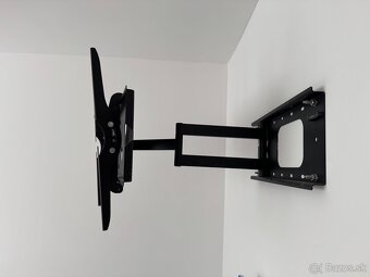Televízor LG s držiakom na stenu - 6
