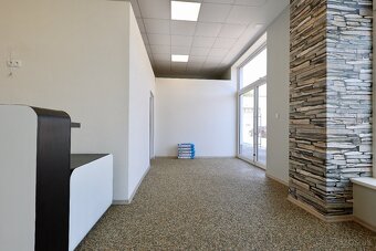 Na prenájom – štýlový priestor v Michalovciach | 222 m² | - 6