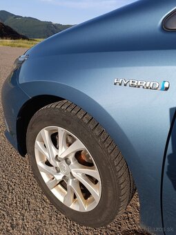 Toyota Auris Touring Sports 1.8 I VVT-i HybridSD Executive - 6