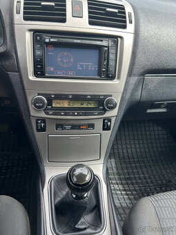 Toyota Avensis Combi 2.0 D-4D - 6