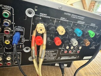ONKYO + repro BOSE - 6