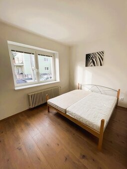 Kompletne zariadený 3i. byt v centre Malaciek na prenájom. - 6