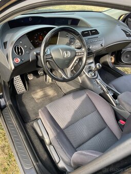 Honda Civic 8g 1.8 - 6