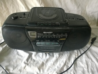 retro boombox - 6