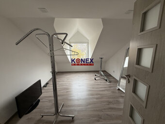 NA PREDAJ – Priestranný poschodový rodinný dom HRAŇ - 6