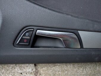 Náhradné diely Audi A4 b8 - 6