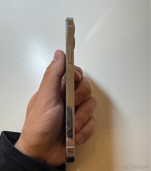 Apple iPhone 12 Pro 256gb v dobrom stave - 6