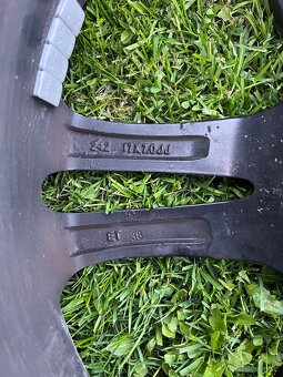 Elektróny 5x114,3 r17 - 6