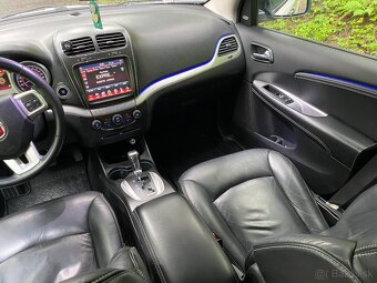 Predám FIAT FREEMONT 4x4 2.0L 125kW 7miestna verzia - 6