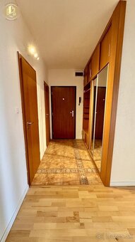 Slnečný 3-izbový byt na predaj – Starý Juh Poprad - 6