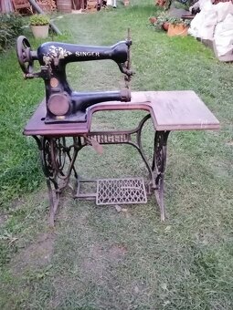 2 funkčne šijacie stroje a obuvnicky stroj - 6
