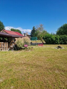 NA PREDAJ – Rodinný dom s veľkým pozemkom a dvomi bytovými j - 6