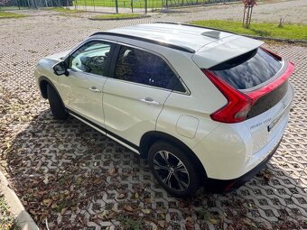 Mitsubishi Eclipse Cross - 6