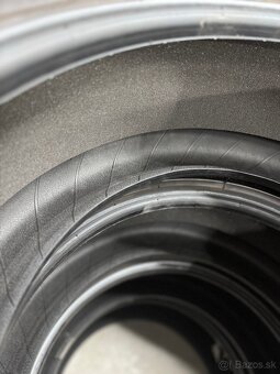 PNEU 235/45 R18 TESLA - 6