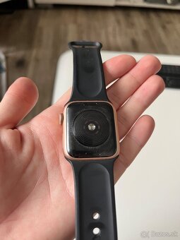 APPLE WATCH SE (gps) 40mm model A2351 - 6