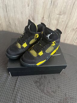 Nike Air Jordan 4 Yellow Thunder - 6