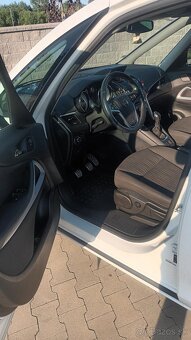 Opel Zafira Tourer - 6