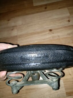 2x sedlo na bicykel - 6