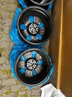Barracuda VOLTEC J8×R18 - 5×114,3 - ET 45 - 6