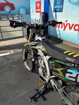 Suzuki RZM 250 - 6