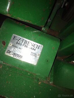 E-Z Trench EZ9100 Trencher Pásové rýpadlo zavlažovací systém - 6