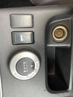 Nissan xtrail t31 - 6