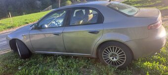 Predám Alfa Romeo - 6