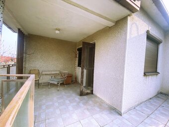 4 izbový poschodový rodinný dom s pozemkom 859 m2 v obci Lok - 6