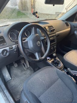 Skoda yeti 2,0 TDi - 6