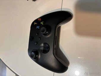 XBOX One X + ovládač a 2x hra - 6