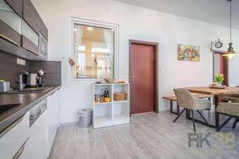 Dva priestranné apartmány v centre Popradu - 6