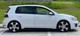 Volkswagen Golf VI GTI 2.0TSI - 6