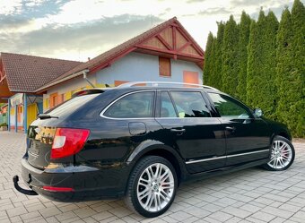 Skoda Superb Combi 2.0 TDI DSG 4X4 Elegance Max - 6